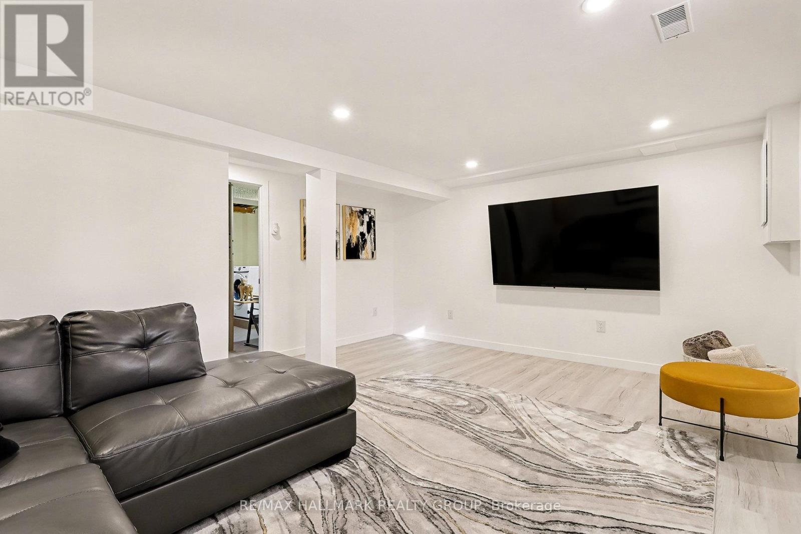 6861 Bilberry Drive, Ottawa, Ontario  K1C 2E8 - Photo 26 - X12791844