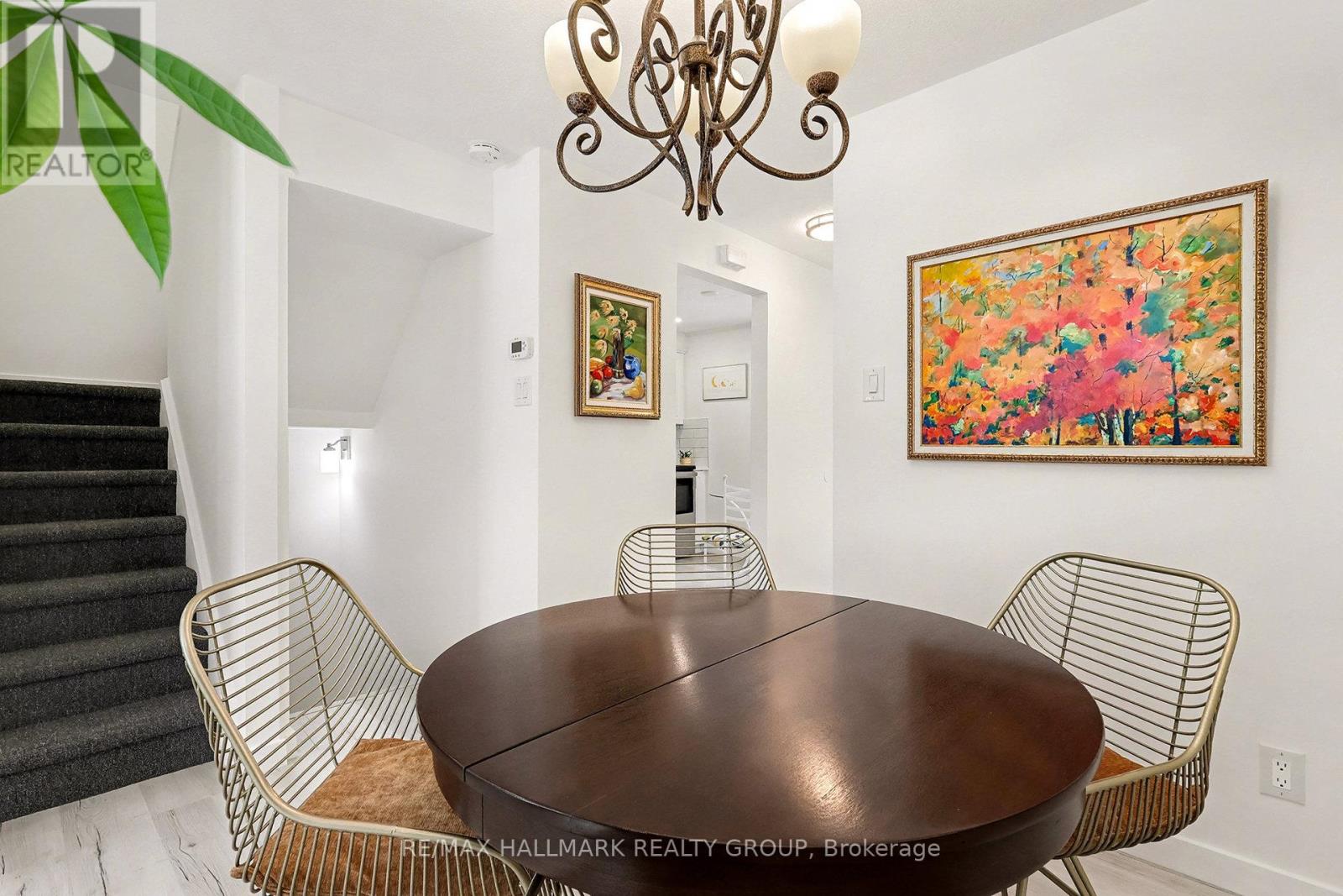 6861 Bilberry Drive, Ottawa, Ontario  K1C 2E8 - Photo 9 - X12791844