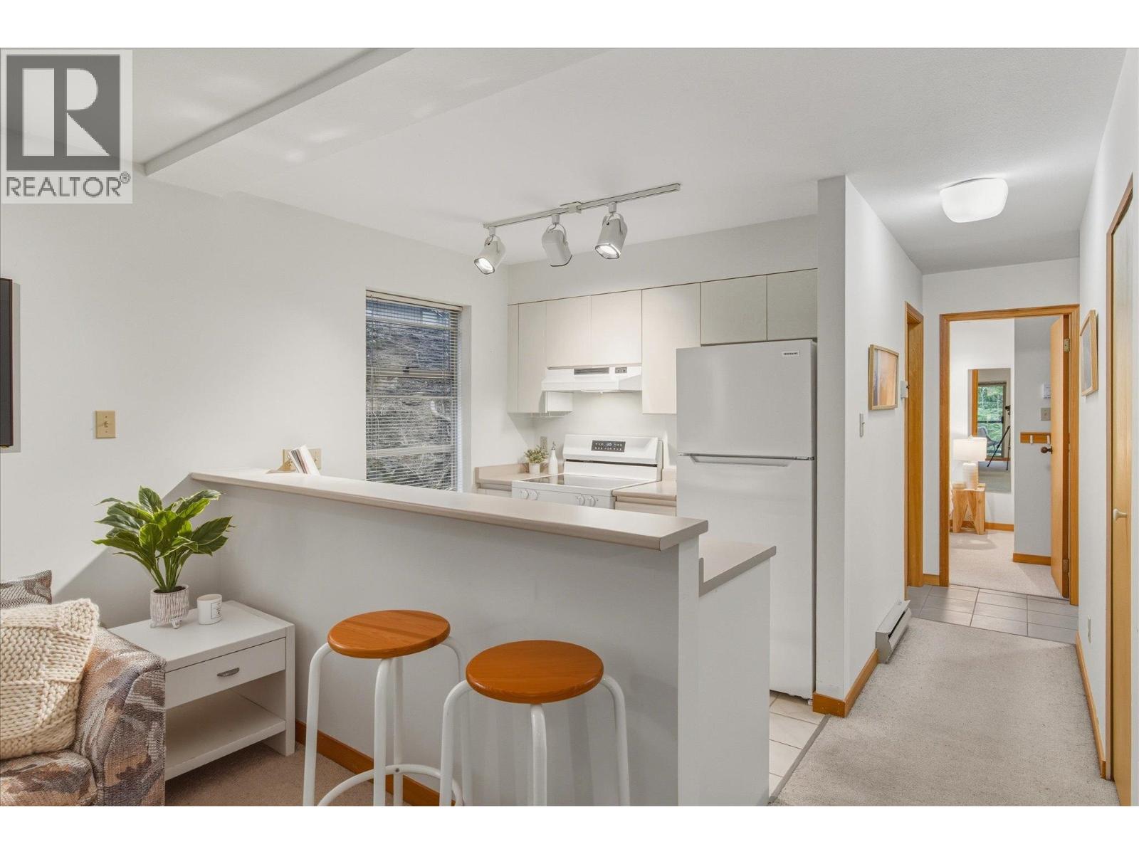 1102 3050 Hillcrest Drive, Whistler, British Columbia  V8E 0T8 - Photo 7 - R3090159