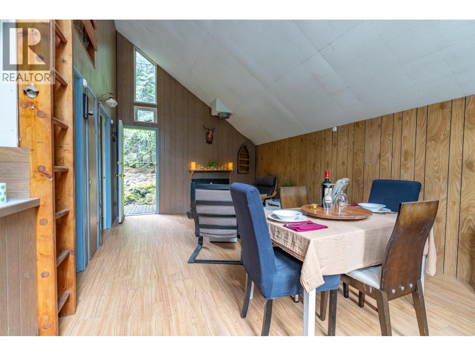 1 In-Shuk-Chuck Fsr, Mount Currie, British Columbia  V0N 2K0 - Photo 12 - R3090162