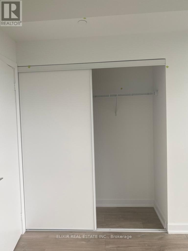 724 - 251 Manitoba Street, Toronto, Ontario  M8Y 4G9 - Photo 8 - W12791816