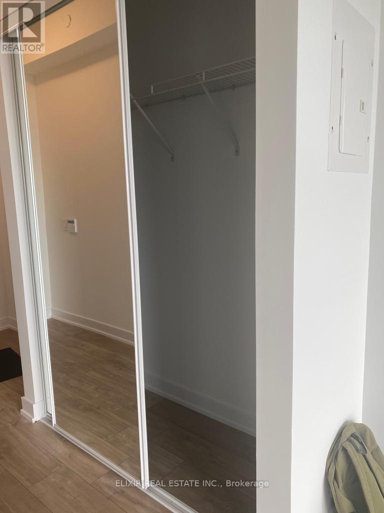 724 - 251 Manitoba Street, Toronto, Ontario  M8Y 4G9 - Photo 9 - W12791816