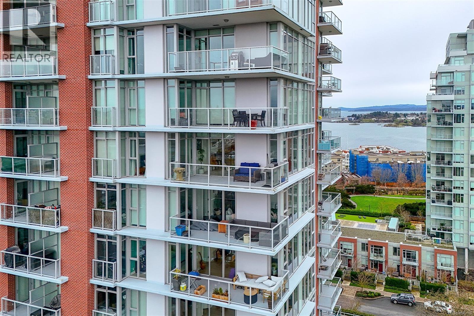 1206 83 Saghalie Rd, Victoria, British Columbia  V9A 0E7 - Photo 29 - 1026119