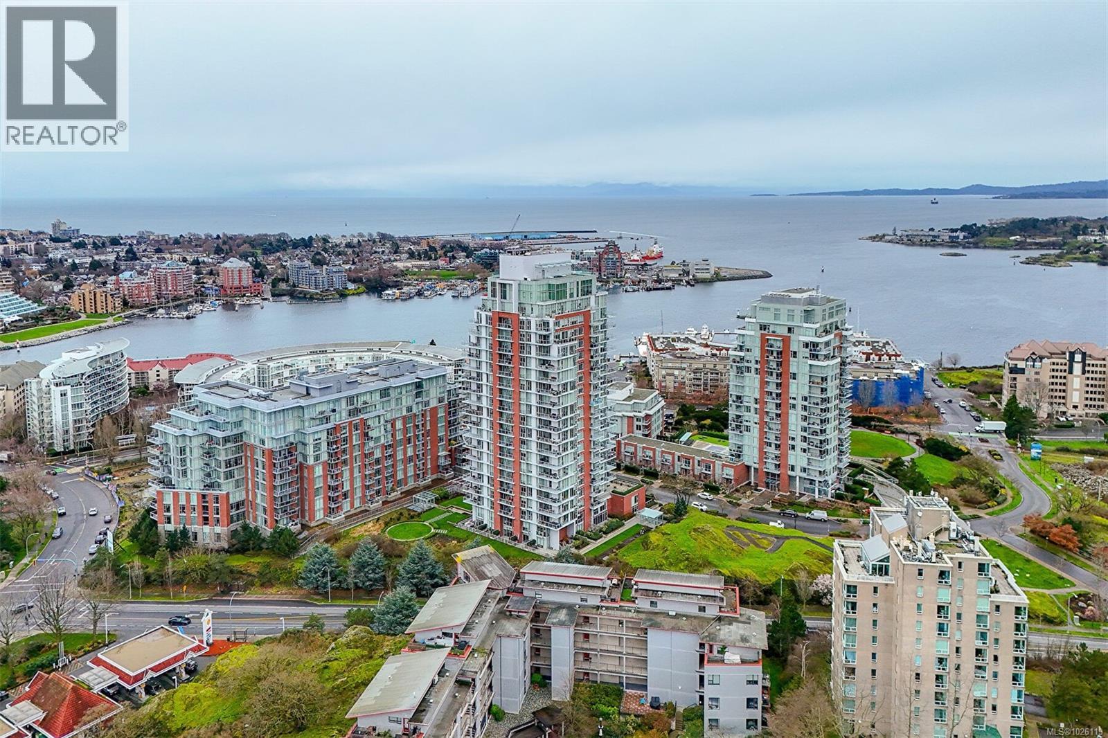 1206 83 Saghalie Rd, Victoria, British Columbia  V9A 0E7 - Photo 2 - 1026119