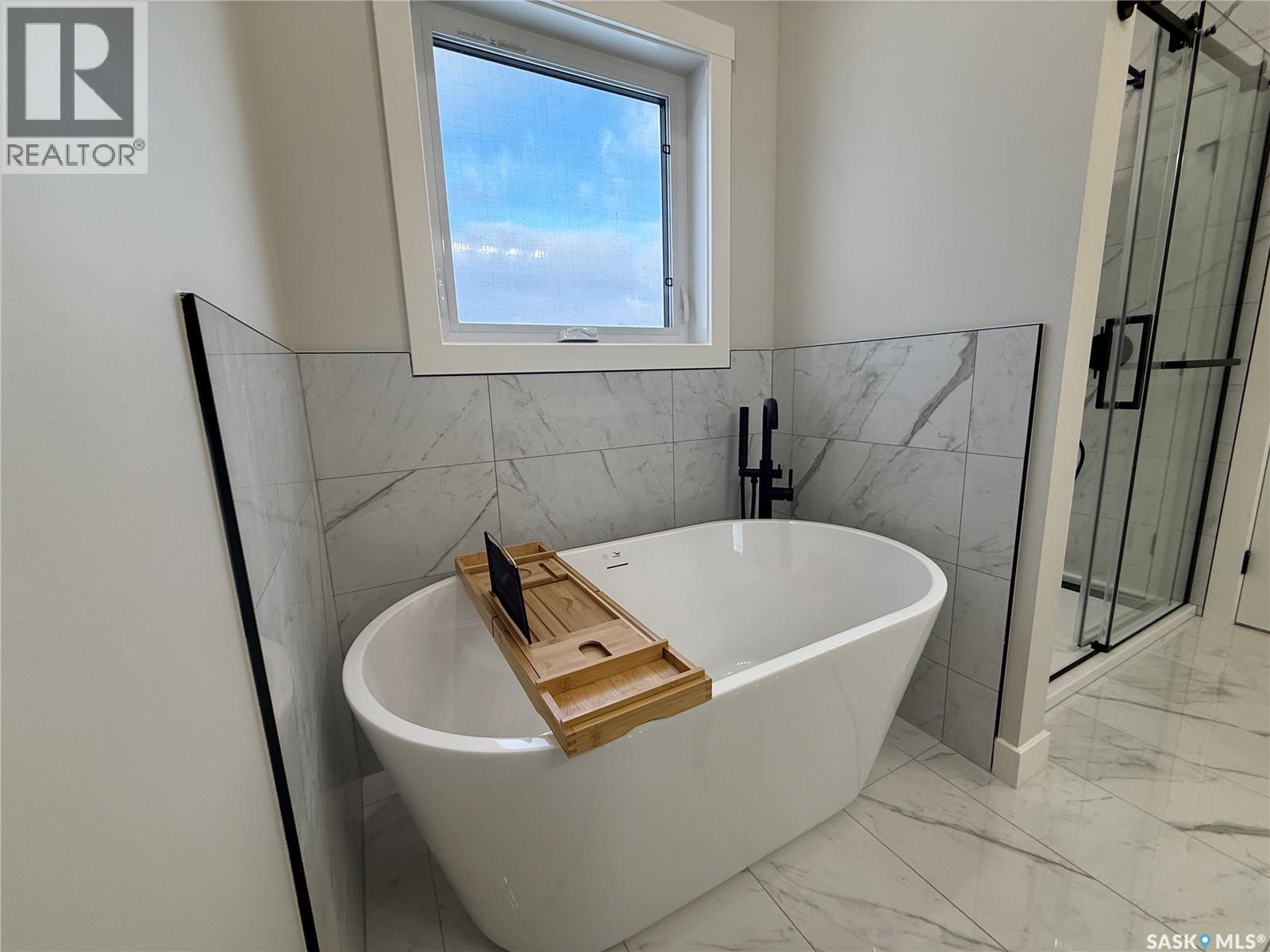 806 Ballesteros Crescent, Warman, Saskatchewan  S0K 4S4 - Photo 26 - SK026357