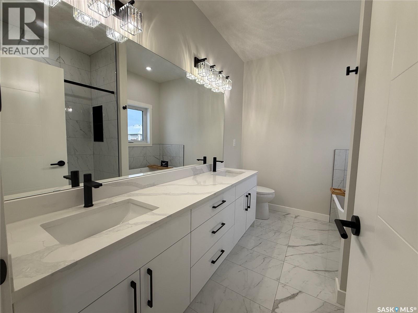 806 Ballesteros Crescent, Warman, Saskatchewan  S0K 4S4 - Photo 22 - SK026357