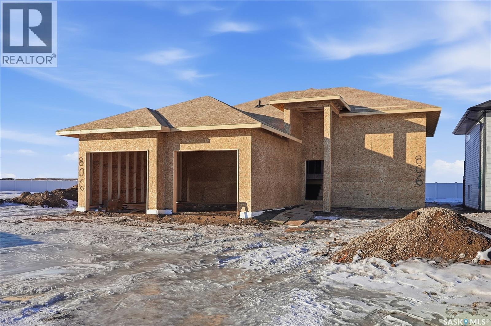 806 Ballesteros Crescent, Warman, Saskatchewan  S0K 4S4 - Photo 2 - SK026357