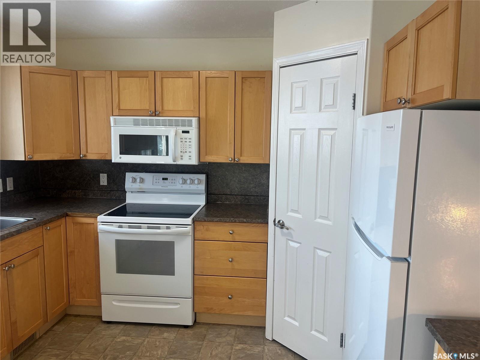 100 1st Avenue Sw, Wadena, Saskatchewan  S0A 4J0 - Photo 9 - SK027524