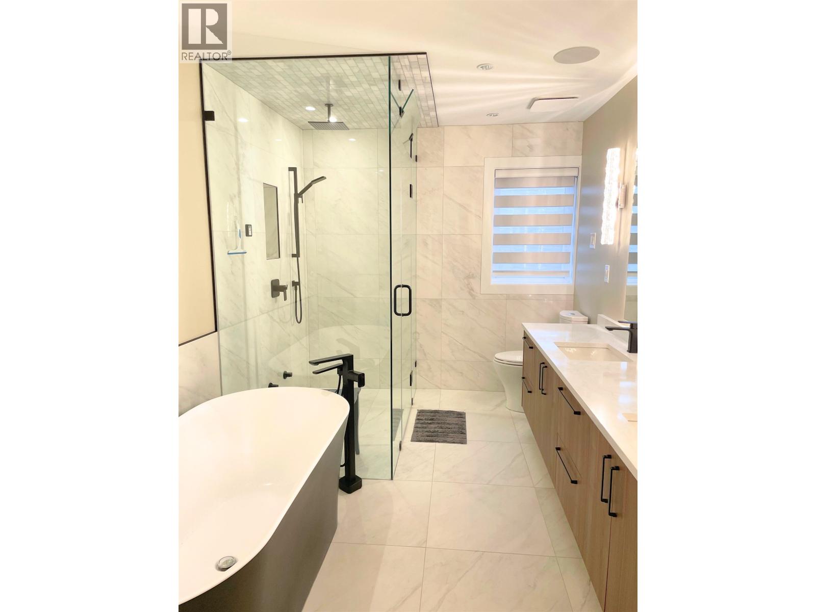 7158 Bayview Drive, Burnaby, British Columbia  V5A 4T3 - Photo 17 - R3089713