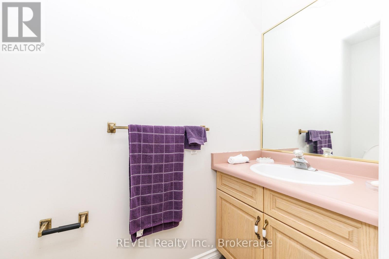 Main - 16 Chessington Street, St. Catharines, Ontario  L2S 3R4 - Photo 13 - X12791856