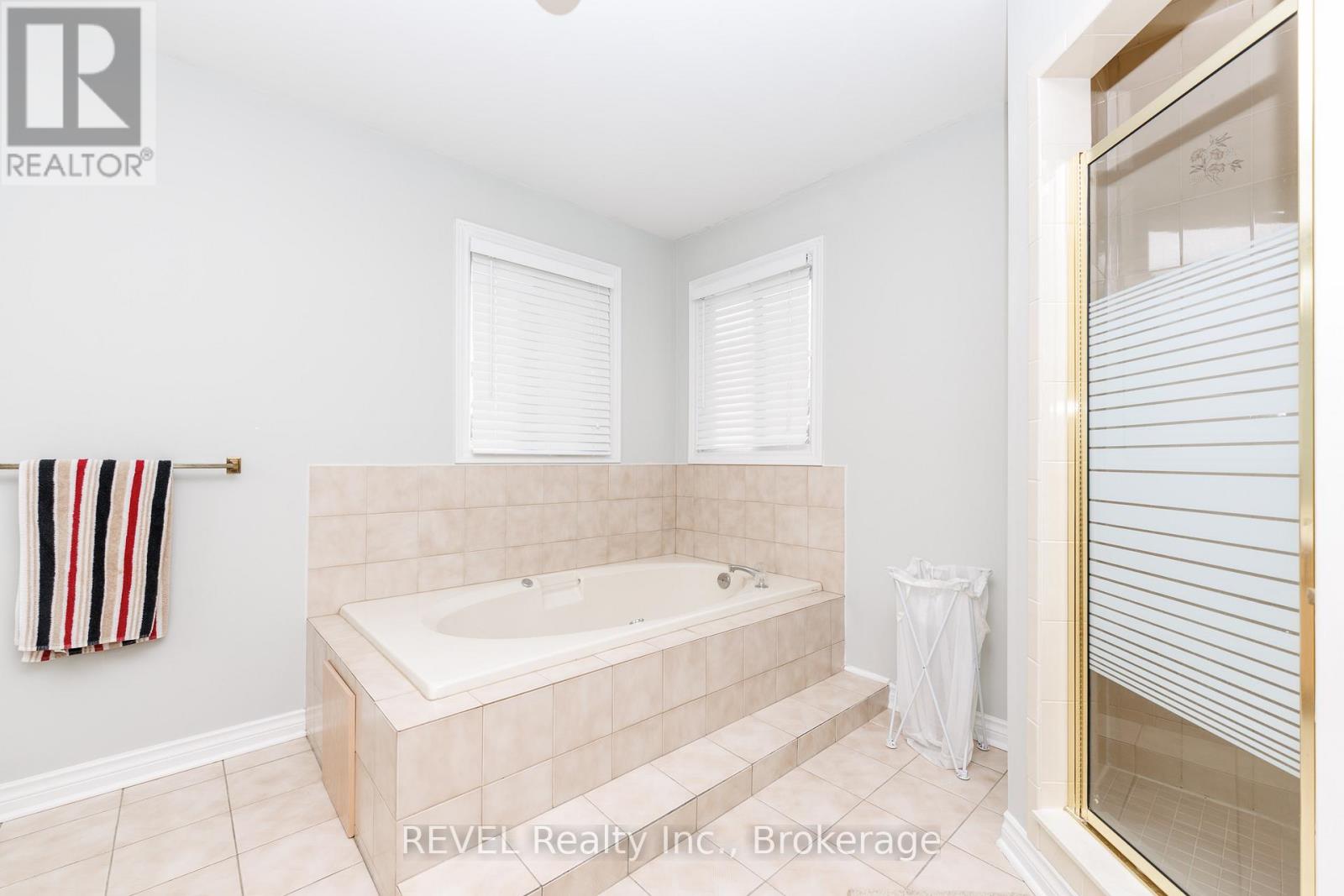 Main - 16 Chessington Street, St. Catharines, Ontario  L2S 3R4 - Photo 28 - X12791856