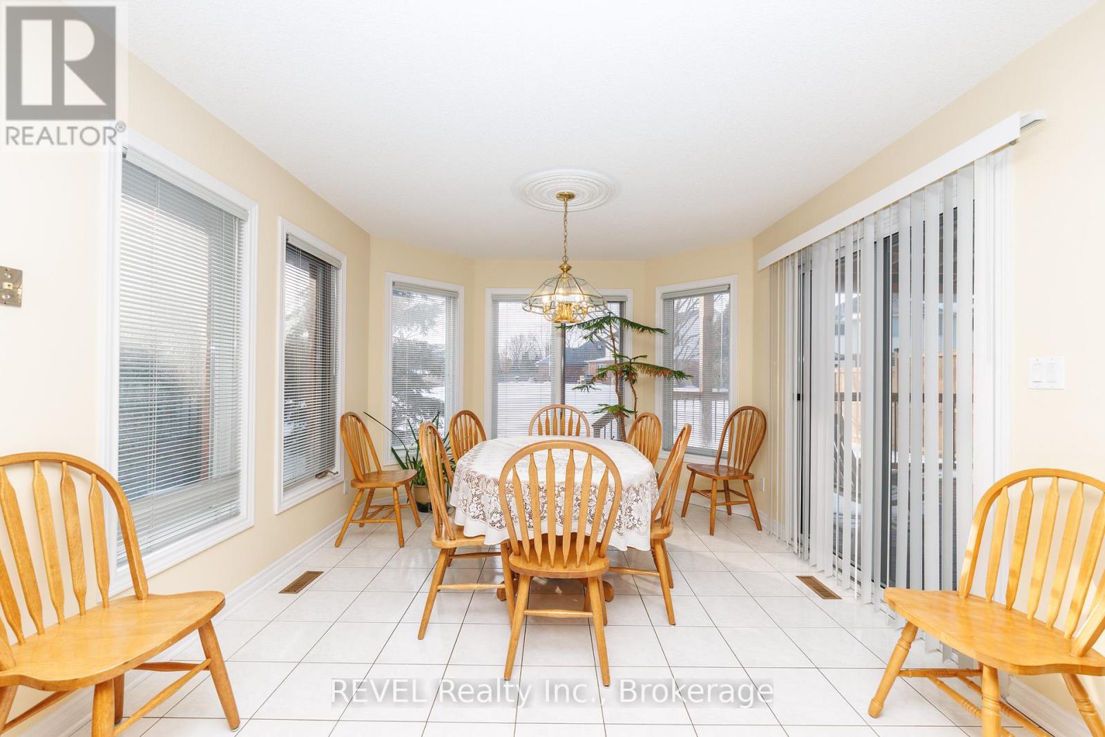 Main - 16 Chessington Street, St. Catharines, Ontario  L2S 3R4 - Photo 9 - X12791856