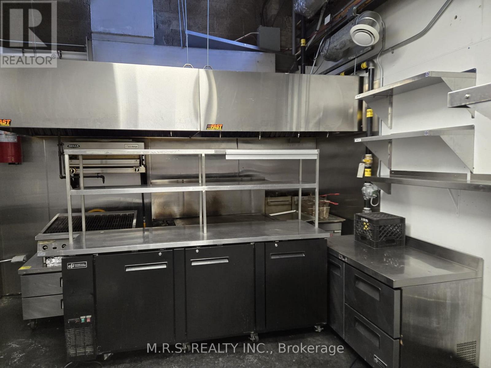 2nd Floor - 739 Queen Street W, Toronto (Niagara), Ontario  M6J 1G1 - Photo 11 - C12712152