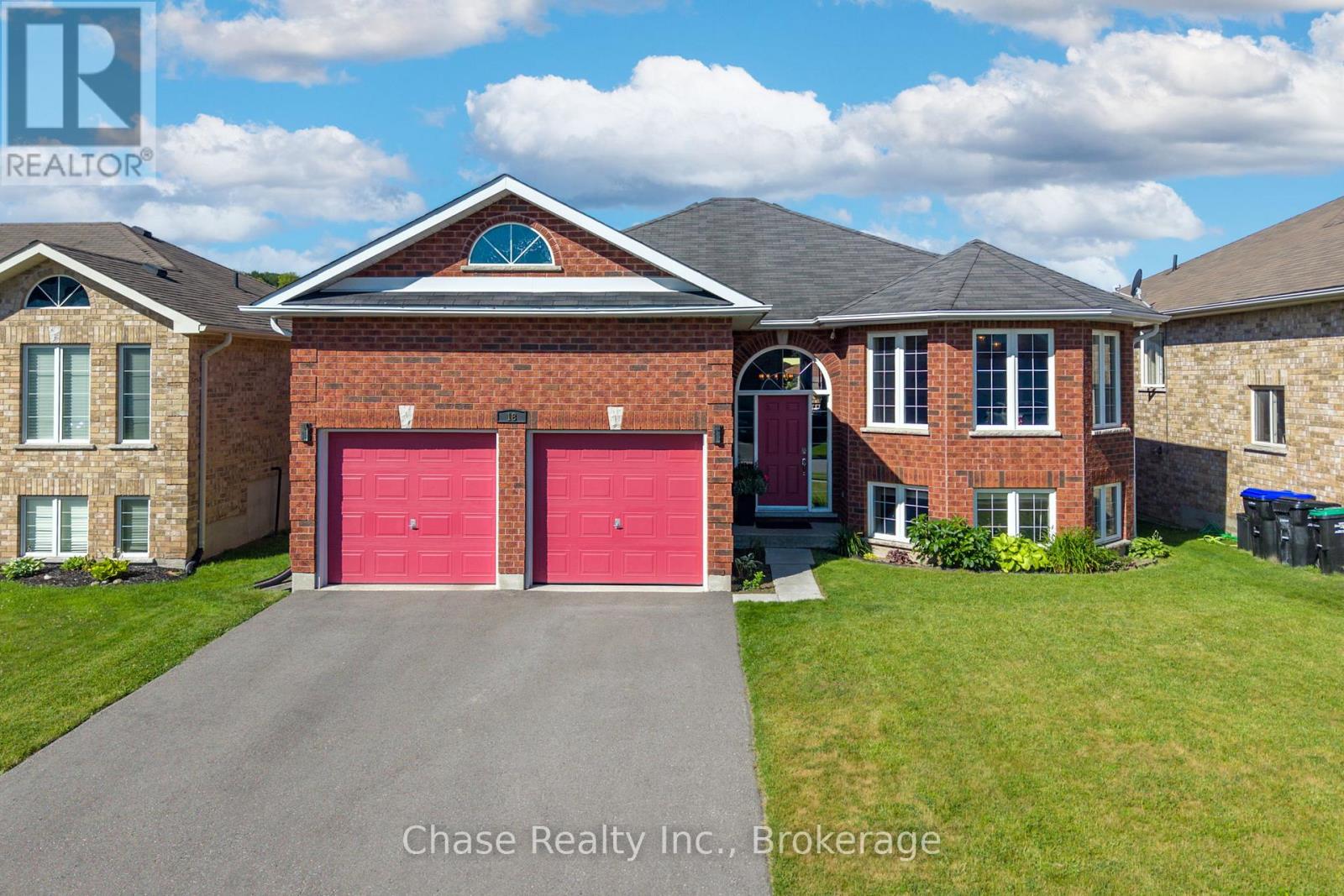 18 St Amant Road, Penetanguishene, Ontario  L9M 0A1 - Photo 36 - S12791864