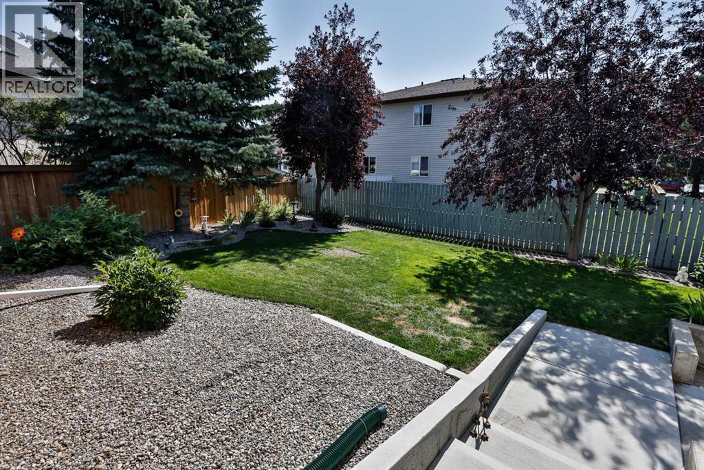 132 Alder Place, Vulcan, Alberta  T0L 2B0 - Photo 4 - A2251309