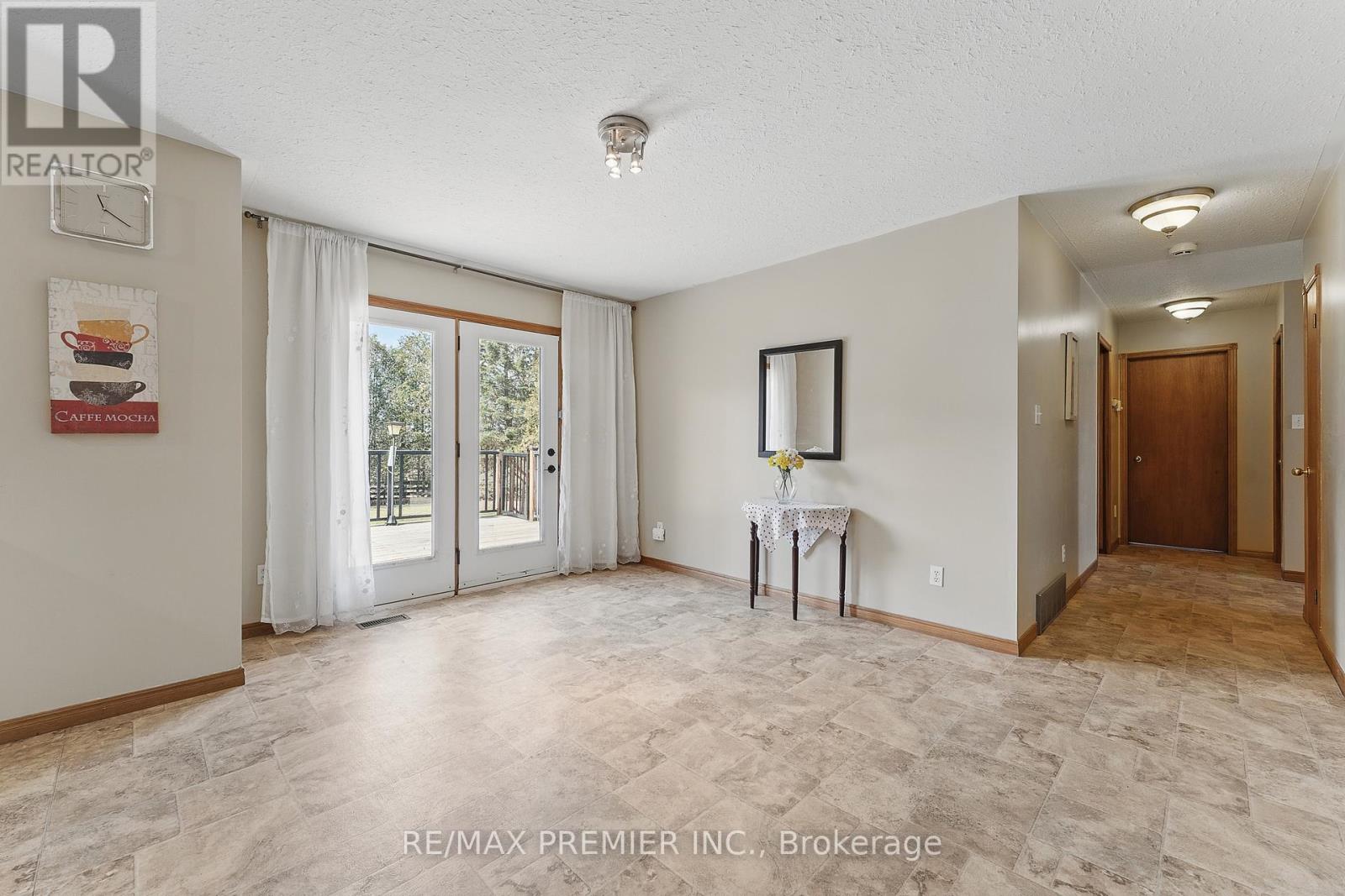 733036 Southgate 73 Side Road, Southgate, Ontario  N0C 1L0 - Photo 18 - X12791874