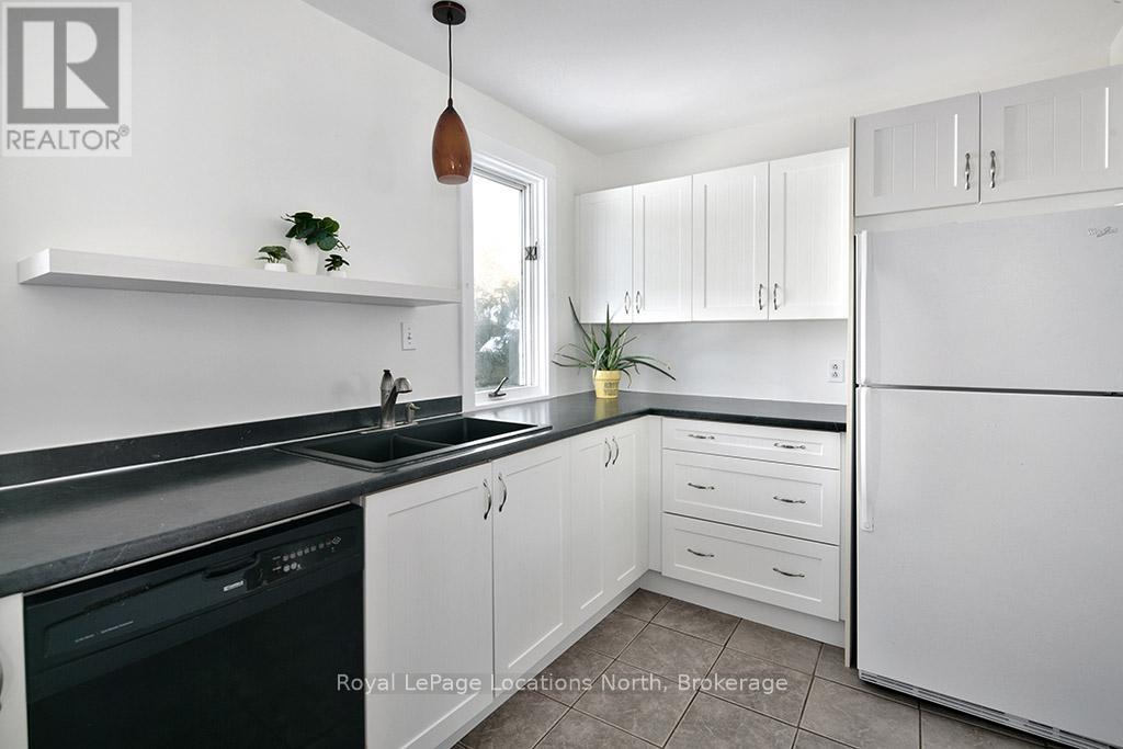 497 Maple Street, Collingwood, Ontario  L9Y 2S6 - Photo 10 - S12791900