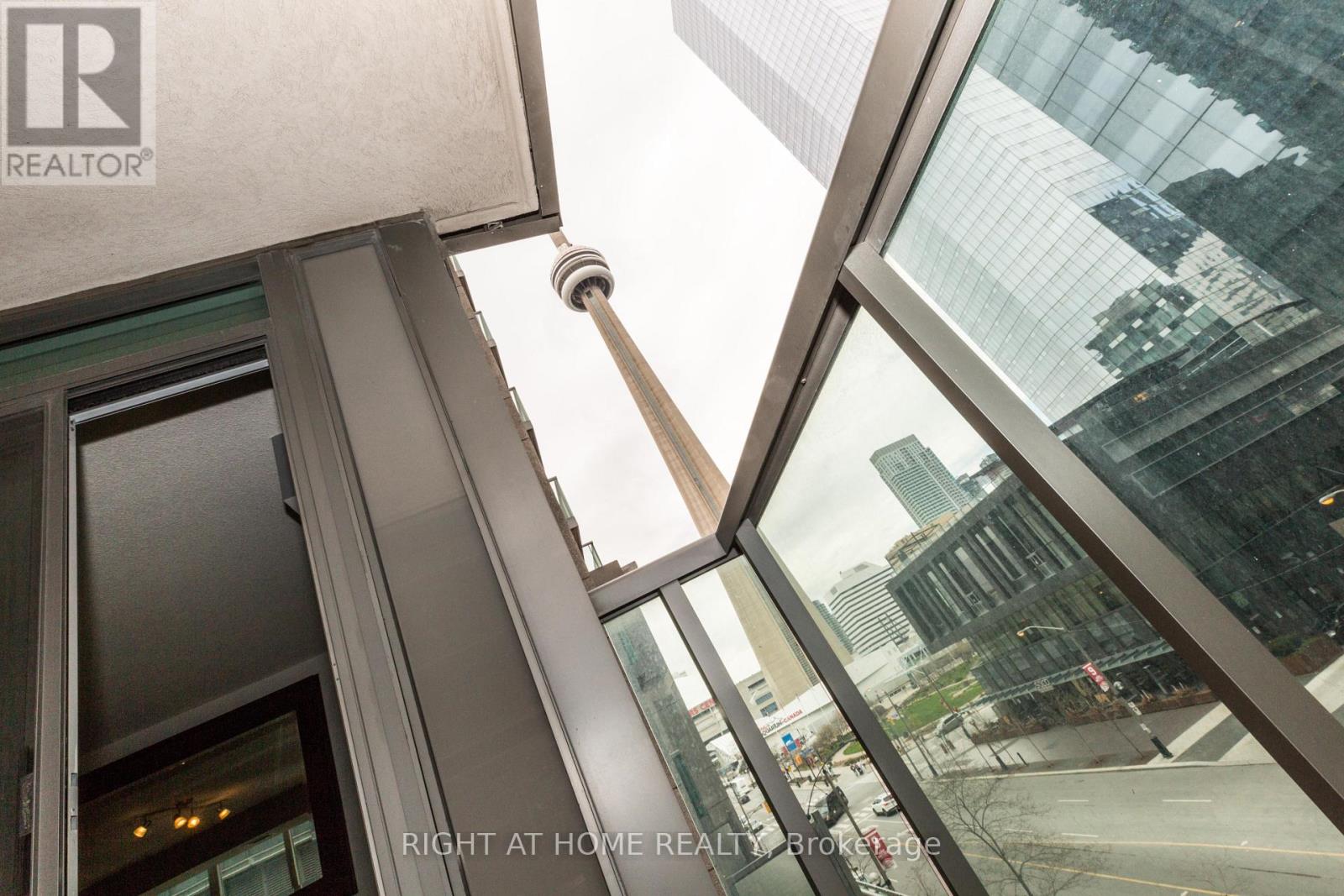 506 - 30 Grand Trunk Crescent, Toronto, Ontario  M5J 3A4 - Photo 24 - C12791894