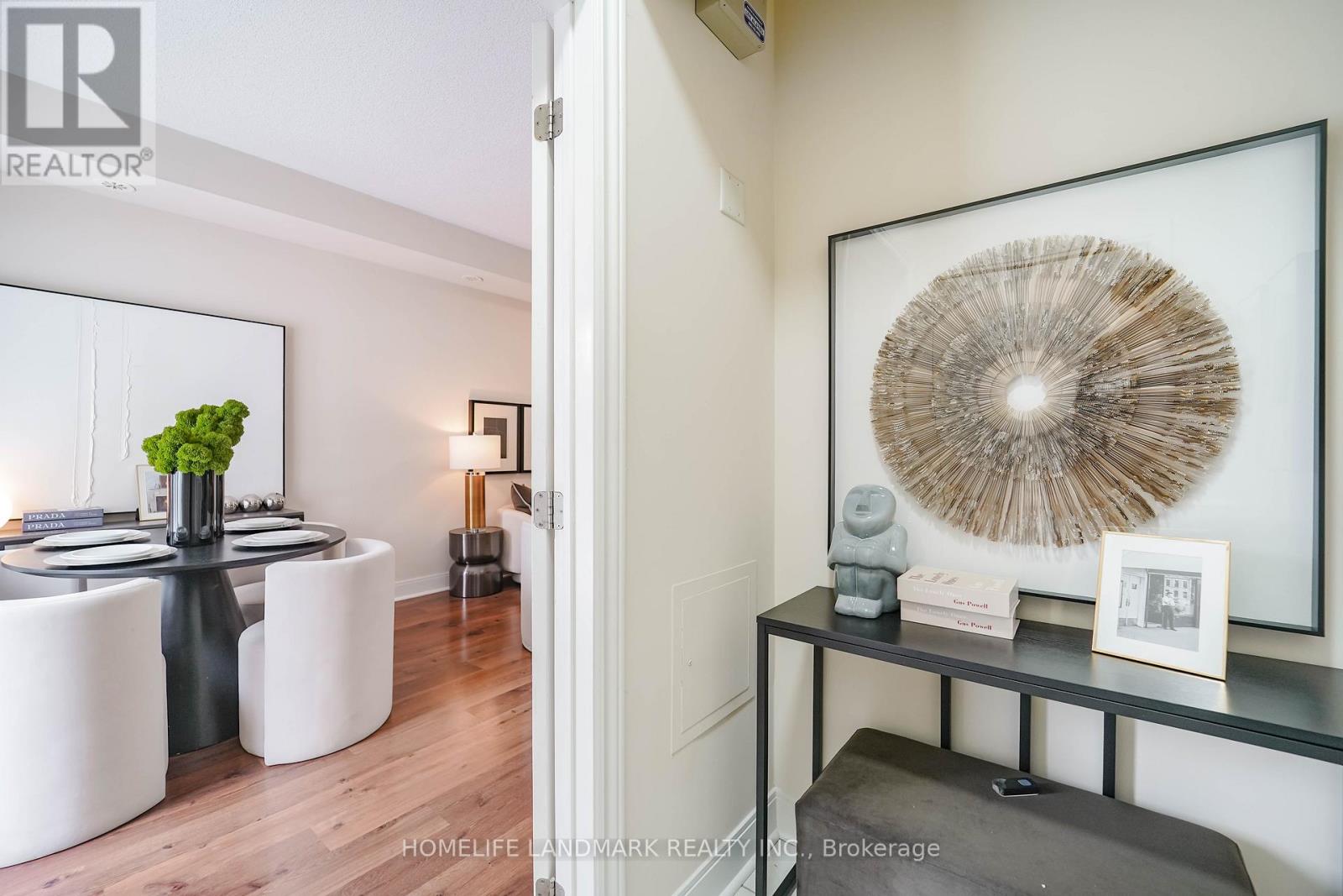 Th47 - 315 Village Green Square, Toronto, Ontario  M1S 0L2 - Photo 3 - E12791888