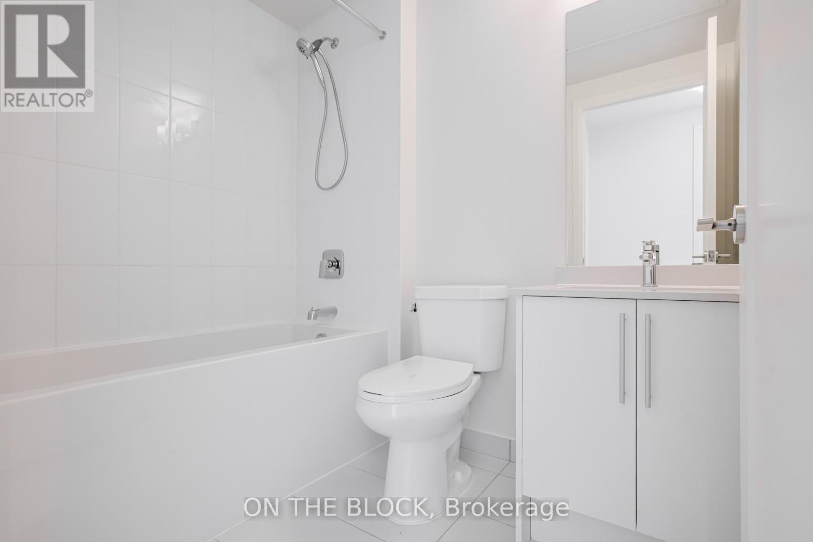 1207 - 27 Korda Gate, Vaughan, Ontario  L4K 0P6 - Photo 22 - N12791896