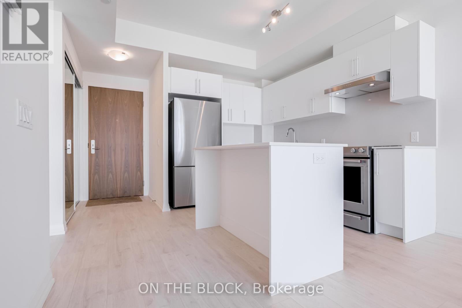 1207 - 27 Korda Gate, Vaughan, Ontario  L4K 0P6 - Photo 8 - N12791896