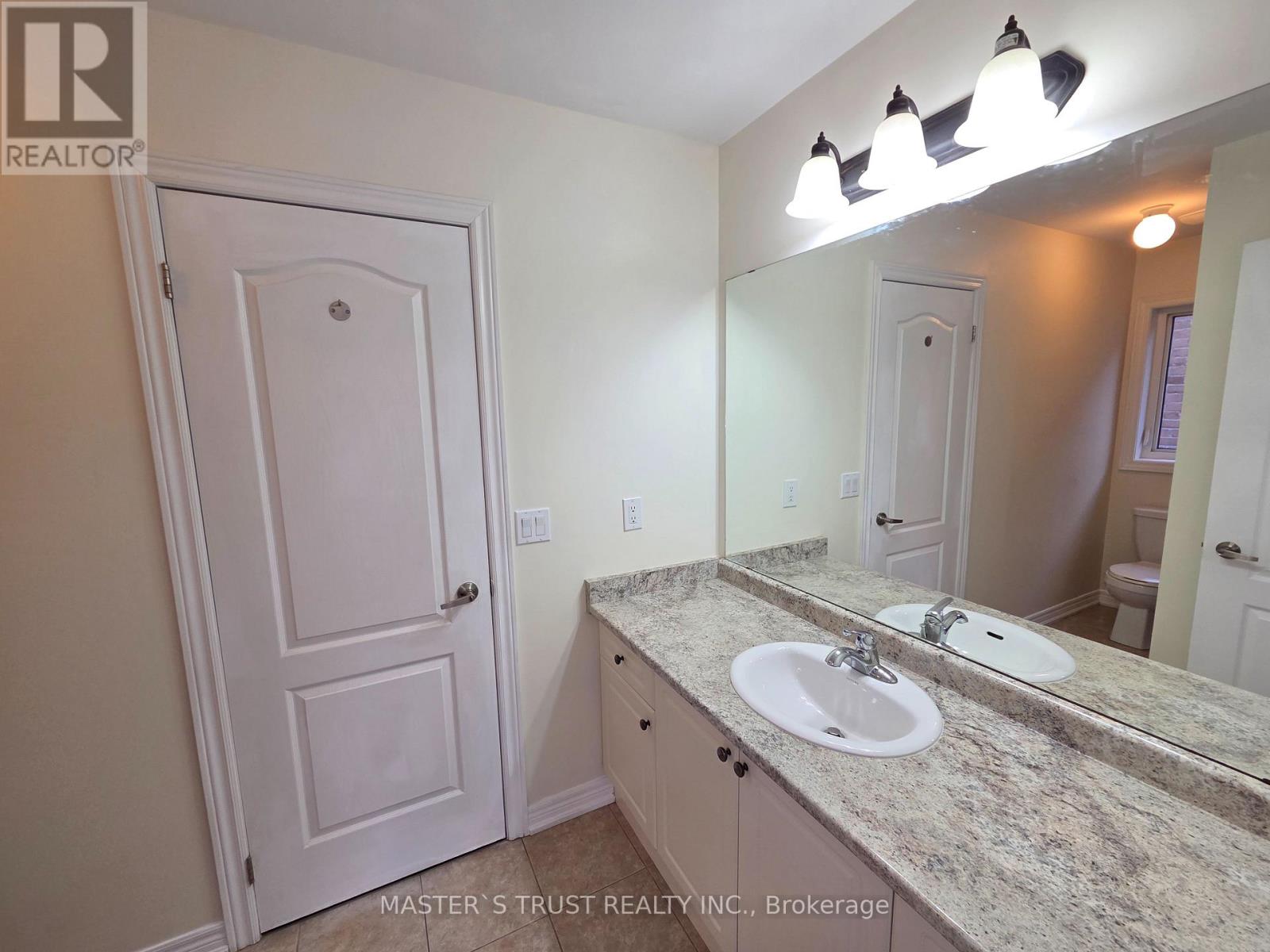 11 Beacon Point Street, Markham (Wismer), Ontario  L6E 0P3 - Photo 14 - N12786832