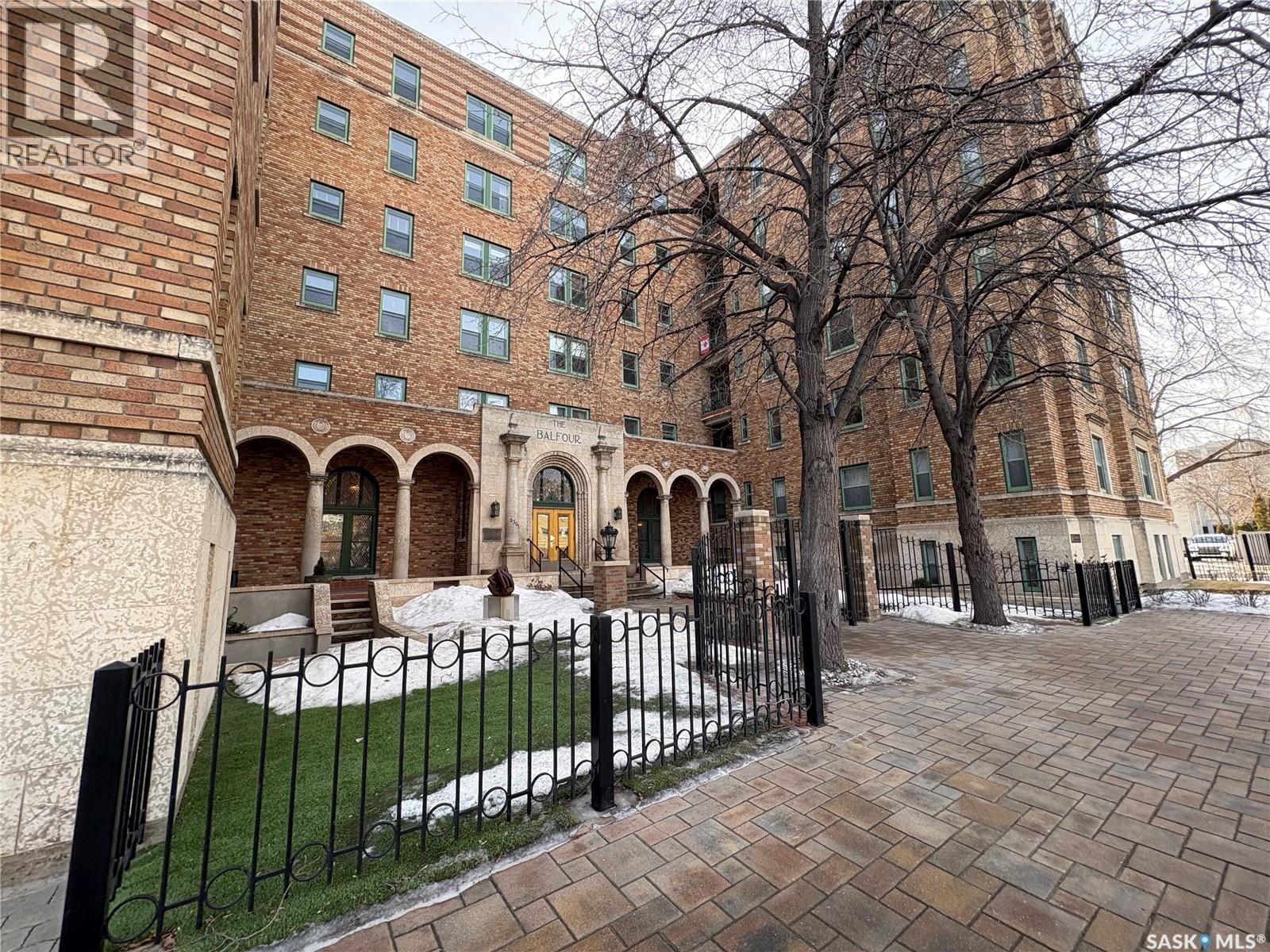 406 2305 Victoria AVENUE, Regina, Saskatchewan