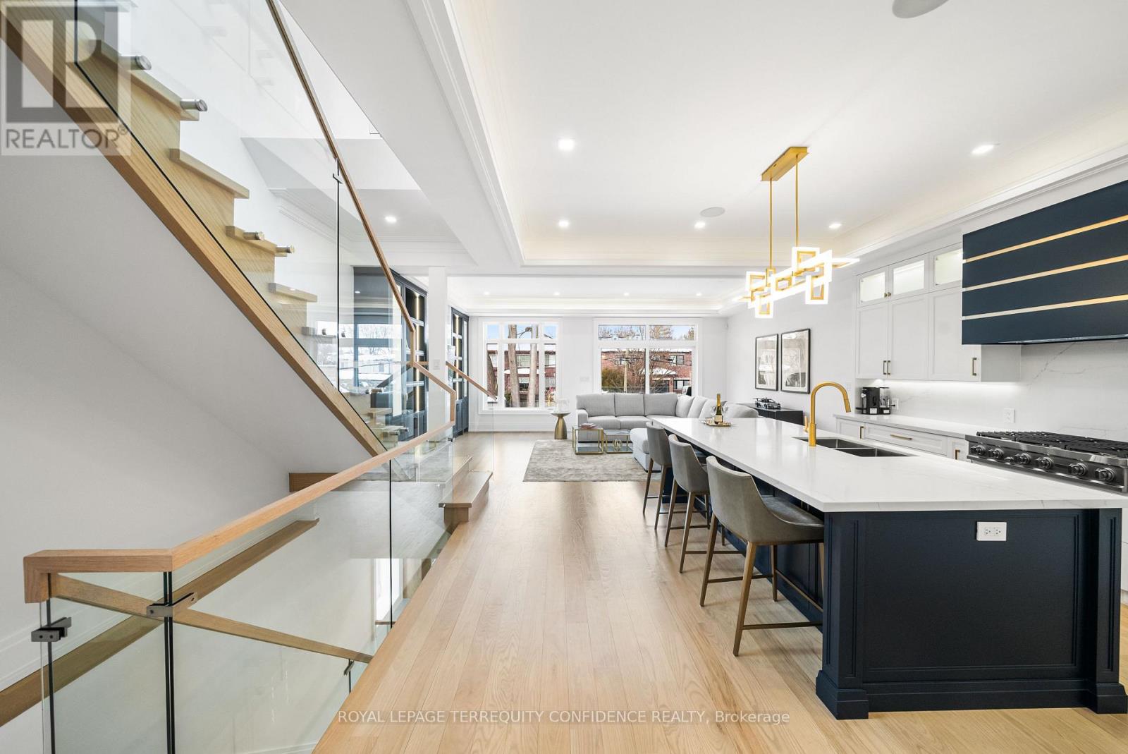 320 Hounslow Avenue, Toronto, Ontario  M2R 1H5 - Photo 21 - C12791906