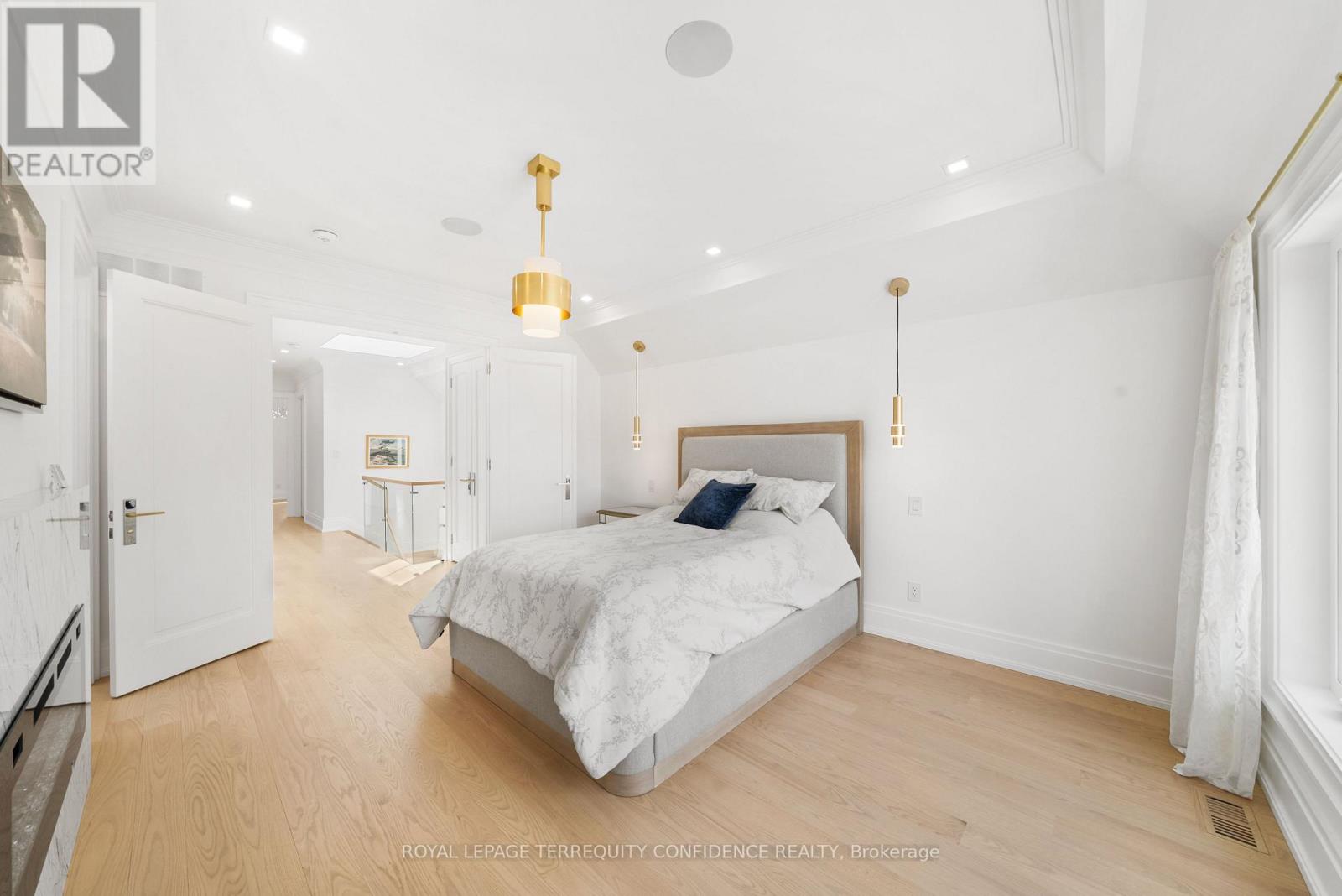 320 Hounslow Avenue, Toronto, Ontario  M2R 1H5 - Photo 25 - C12791906