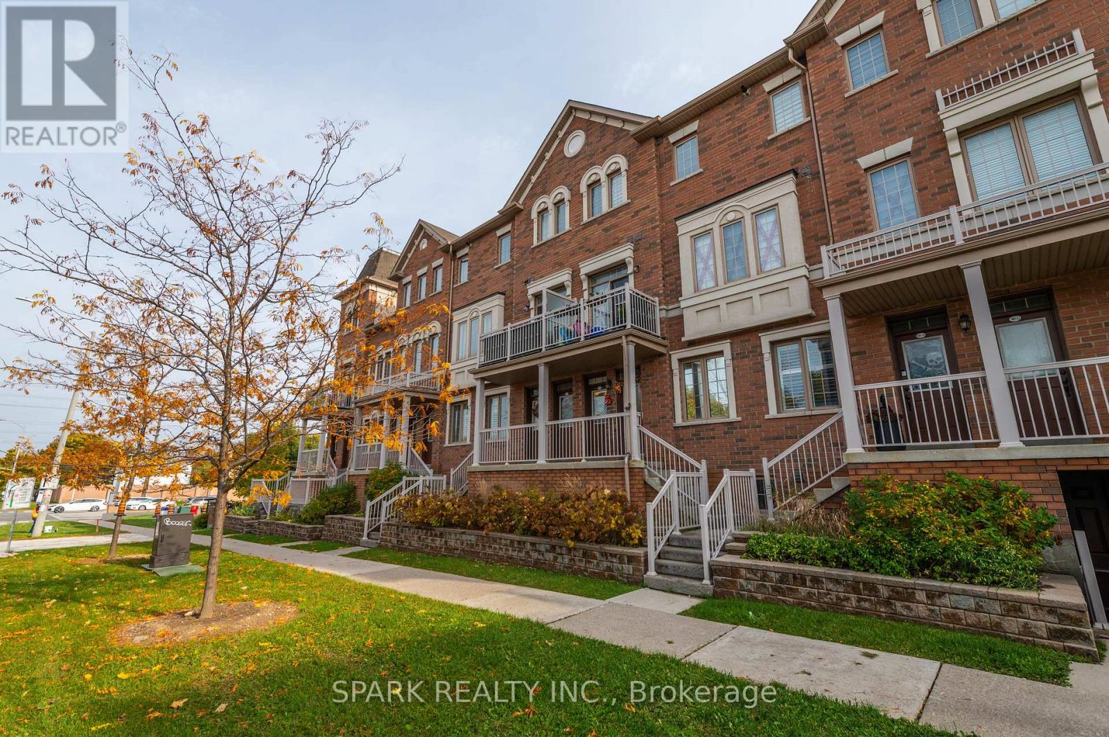 35 - 180 HOWDEN BOULEVARD, Brampton, Ontario