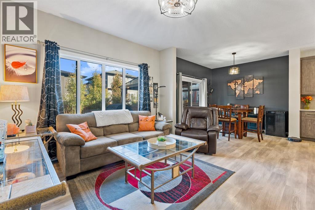 178 Buckskin Way, Cochrane, Alberta  T4C 2R7 - Photo 7 - A2261663