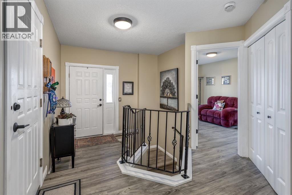 321 De Foras Close Nw, High River, Alberta  T1V 1R2 - Photo 4 - A2280036