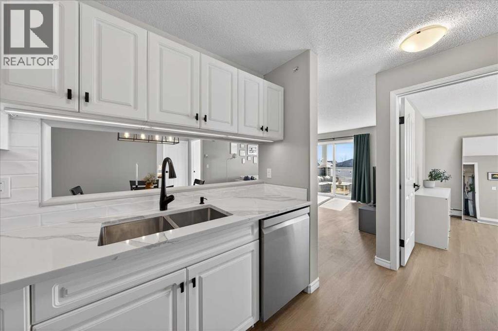 3305, 3000 Tuscarora Manor Nw, Calgary, Alberta  T3L 2J9 - Photo 4 - A2285915