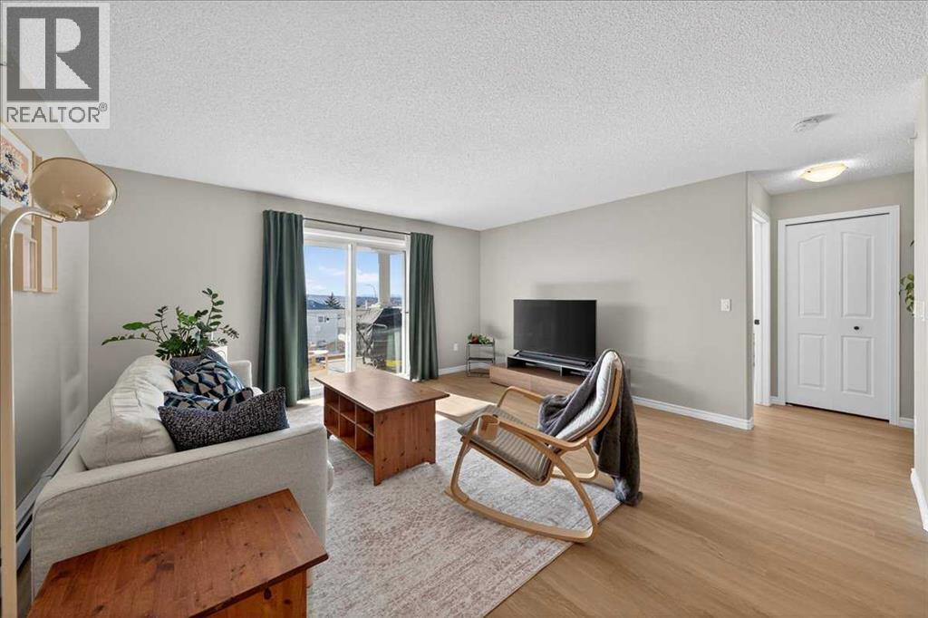 3305, 3000 Tuscarora Manor Nw, Calgary, Alberta  T3L 2J9 - Photo 2 - A2285915