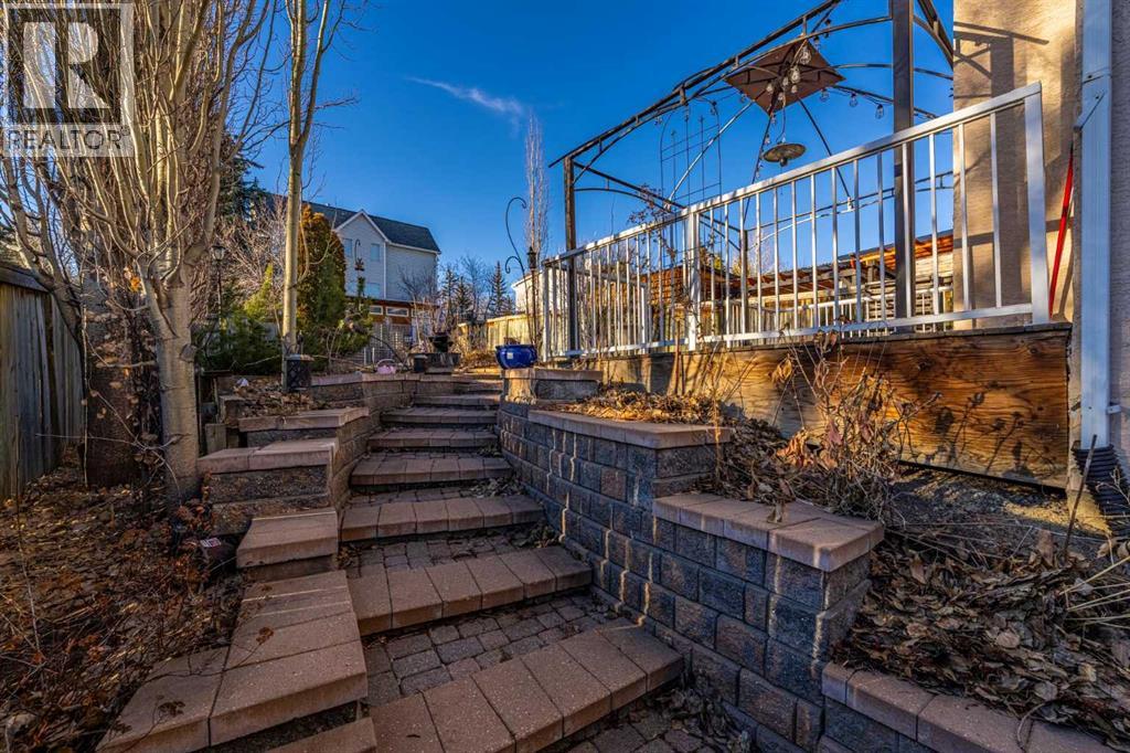 5503 Strathcona Hill Sw, Calgary, Alberta  T3H 1S2 - Photo 30 - A2284461