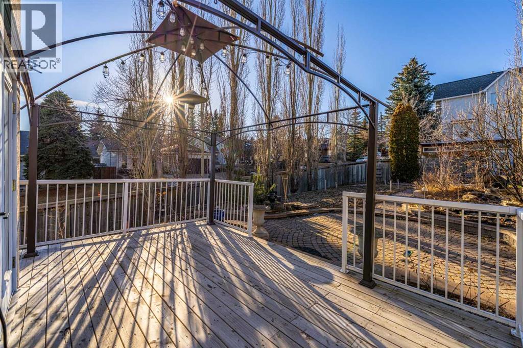 5503 Strathcona Hill Sw, Calgary, Alberta  T3H 1S2 - Photo 31 - A2284461