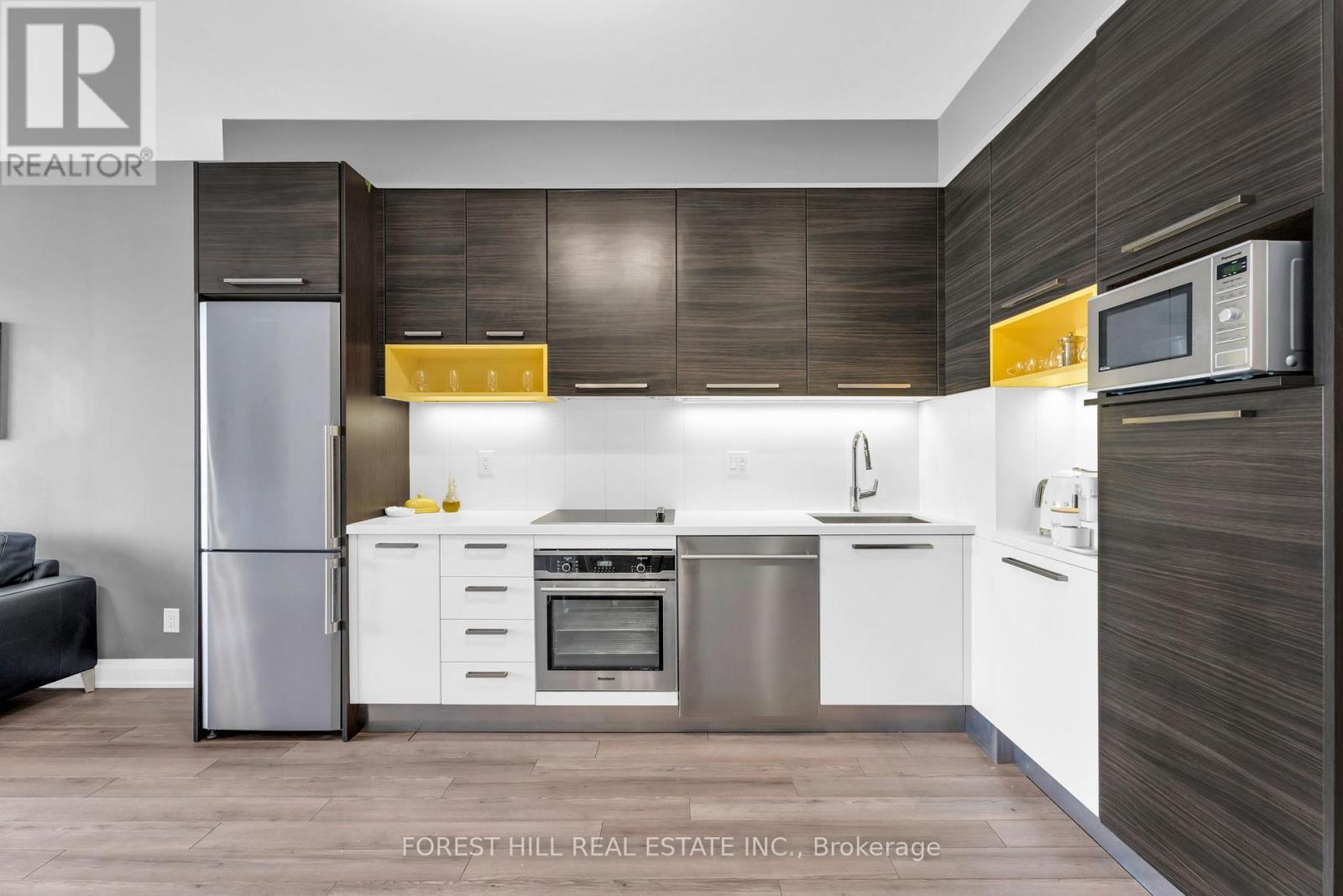 2904 - 36 Park Lawn Road, Toronto, Ontario  M8V 0E5 - Photo 4 - W12791920