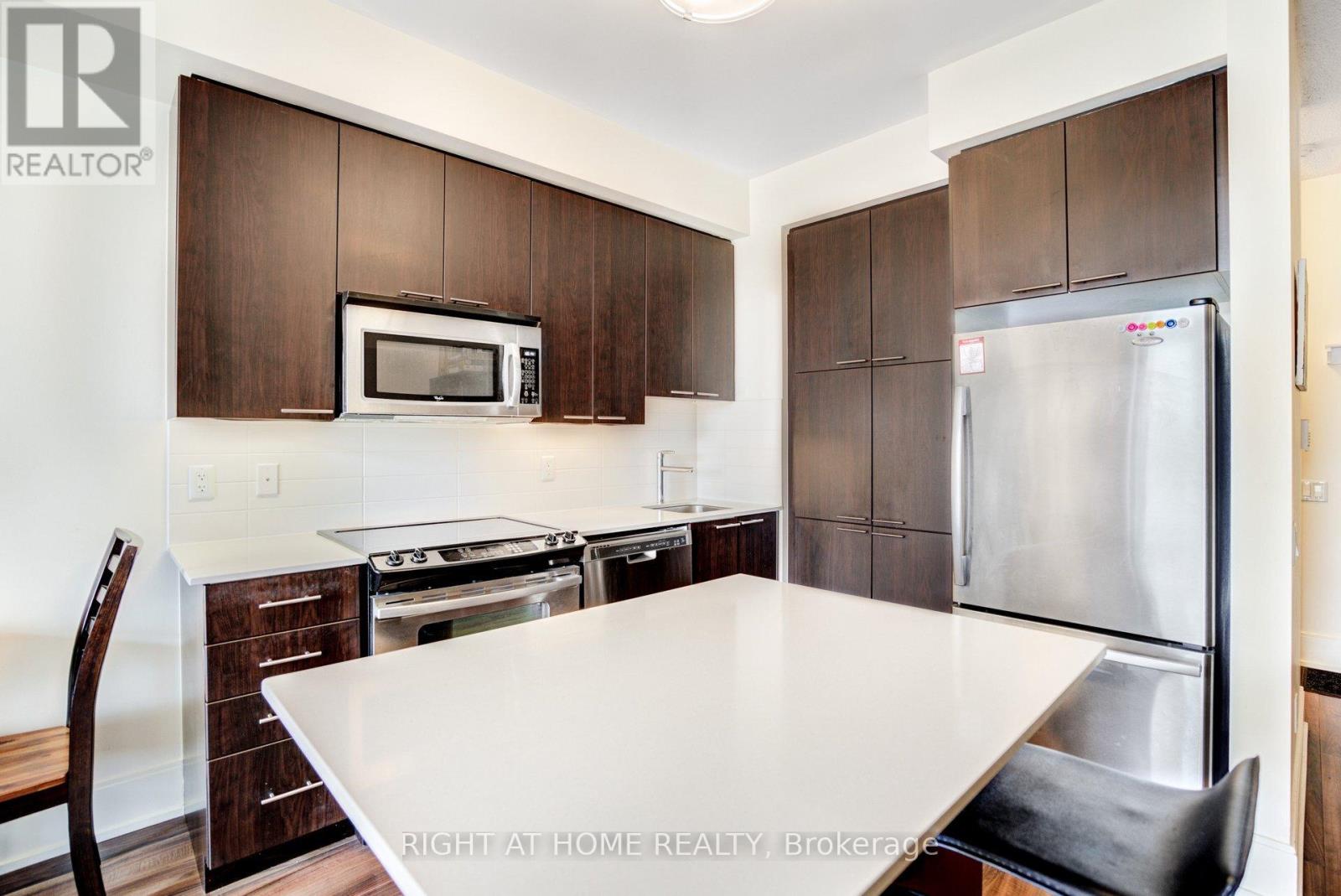 307 - 15 Viking Lane, Toronto, Ontario  M9B 0A4 - Photo 10 - W12791922