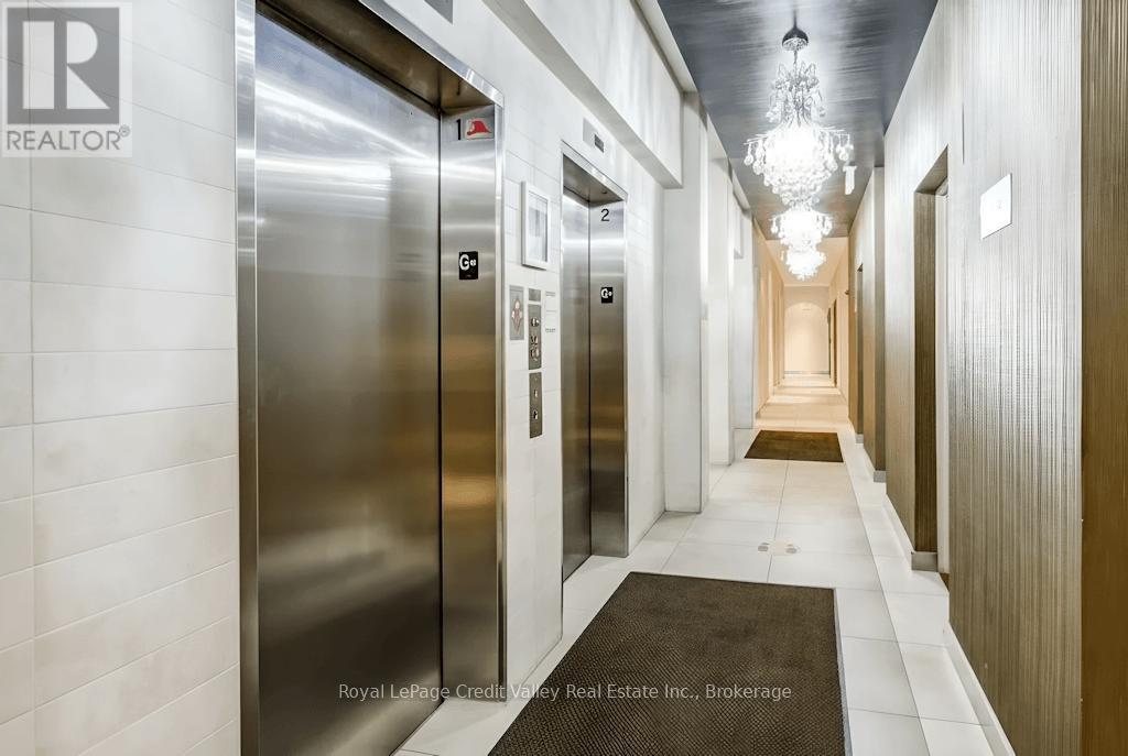 904 - 215 Queen Street E, Brampton, Ontario  L6W 0A9 - Photo 4 - W12791932