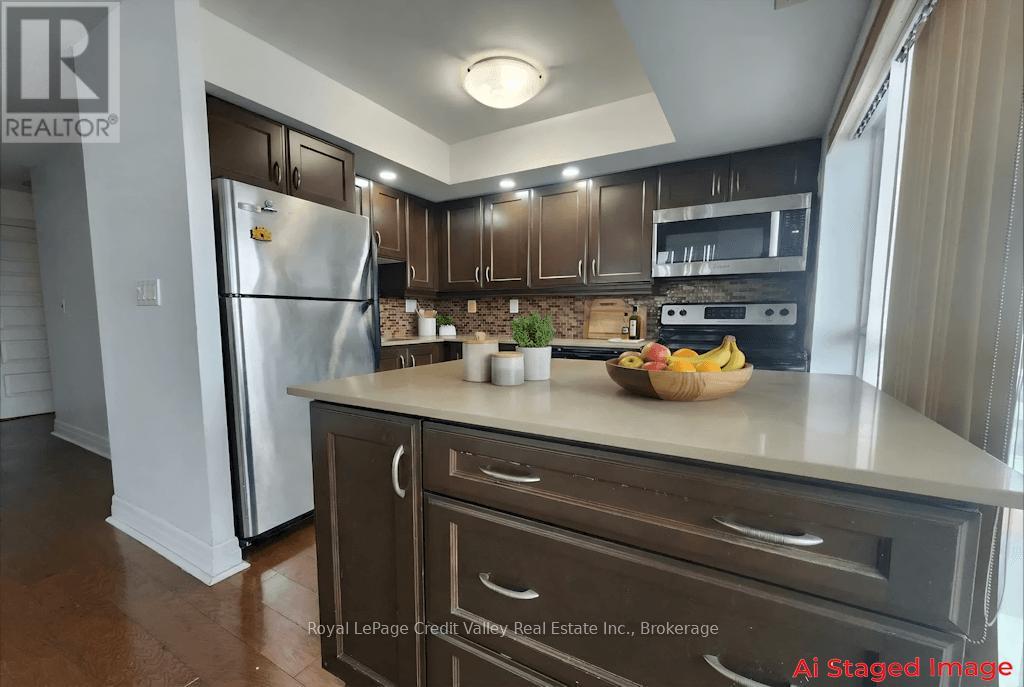 904 - 215 Queen Street E, Brampton, Ontario  L6W 0A9 - Photo 7 - W12791932