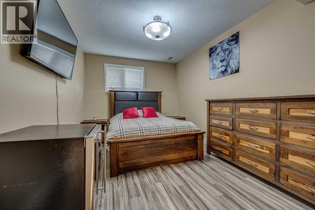 4300 Memorial Trail, Sylvan Lake, Alberta  T4S 0R1 - Photo 35 - A2286803