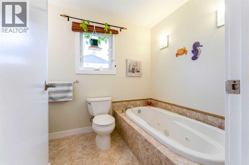 126 Ojibwa Place W, Lethbridge, Alberta  T1K 5K5 - Photo 22 - A2286802