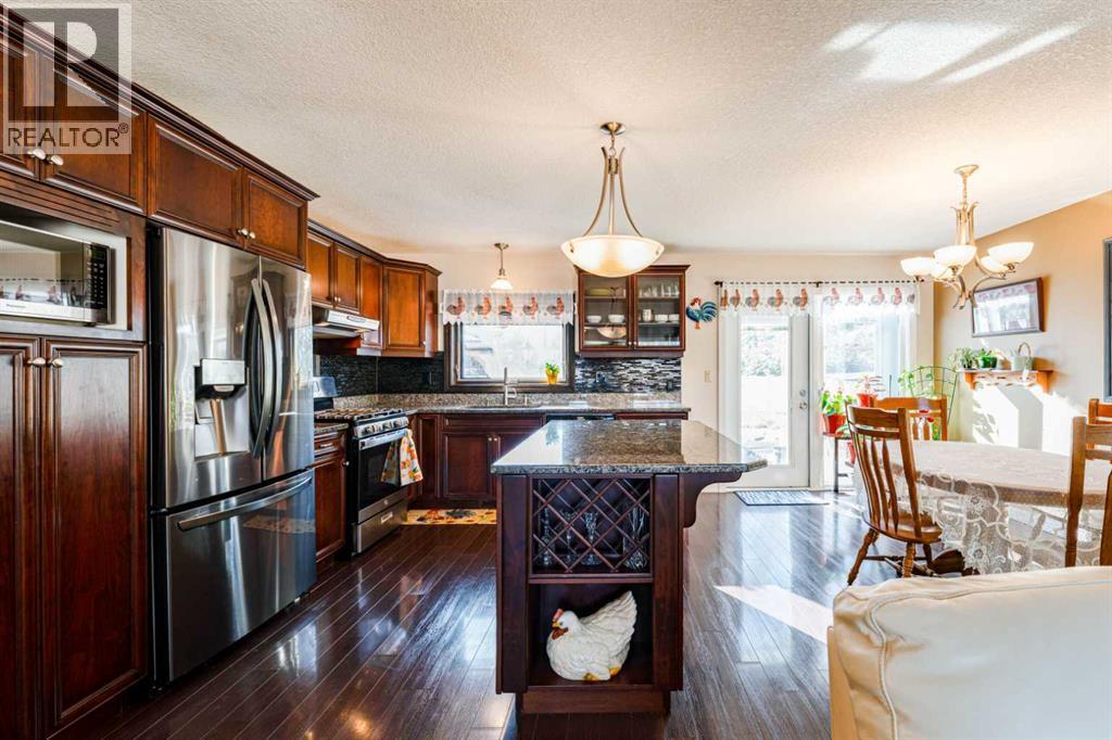 126 Ojibwa Place W, Lethbridge, Alberta  T1K 5K5 - Photo 6 - A2286802