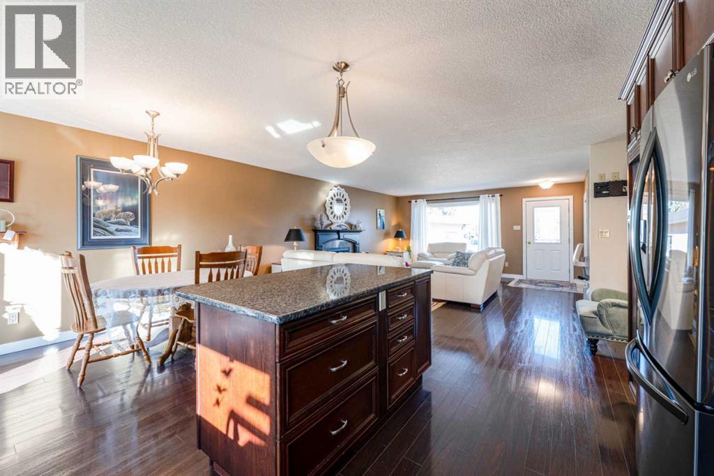 126 Ojibwa Place W, Lethbridge, Alberta  T1K 5K5 - Photo 7 - A2286802