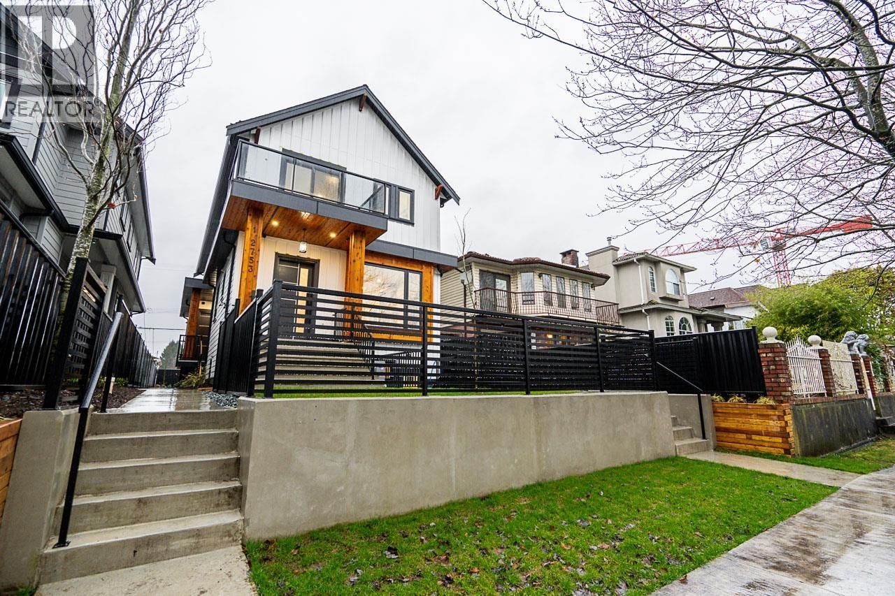 2 2753 NANAIMO STREET, Vancouver, British Columbia