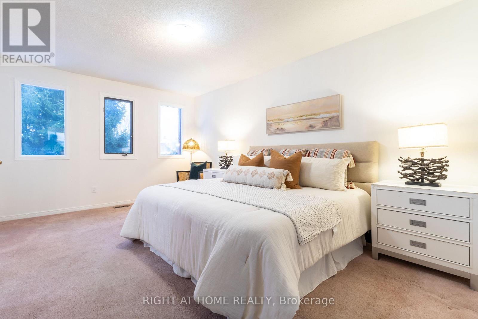 1686 Major Oaks Road, Pickering, Ontario  L1X 1X1 - Photo 17 - E12791930