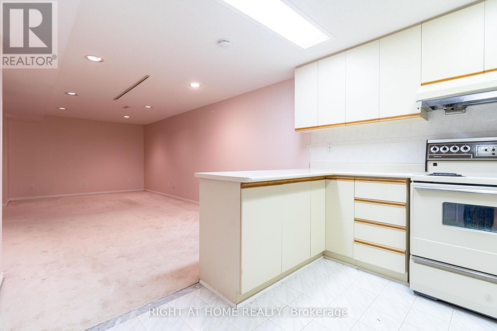 1686 Major Oaks Road, Pickering, Ontario  L1X 1X1 - Photo 28 - E12791930