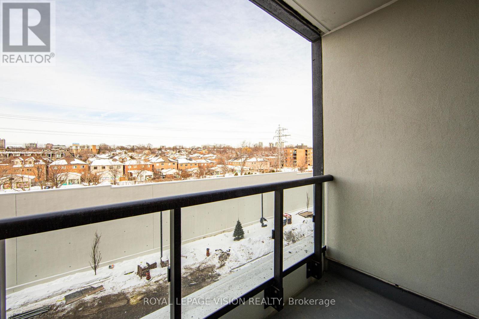 312 - 858 Dupont Street, Toronto, Ontario  M6G 0C1 - Photo 11 - W12791936