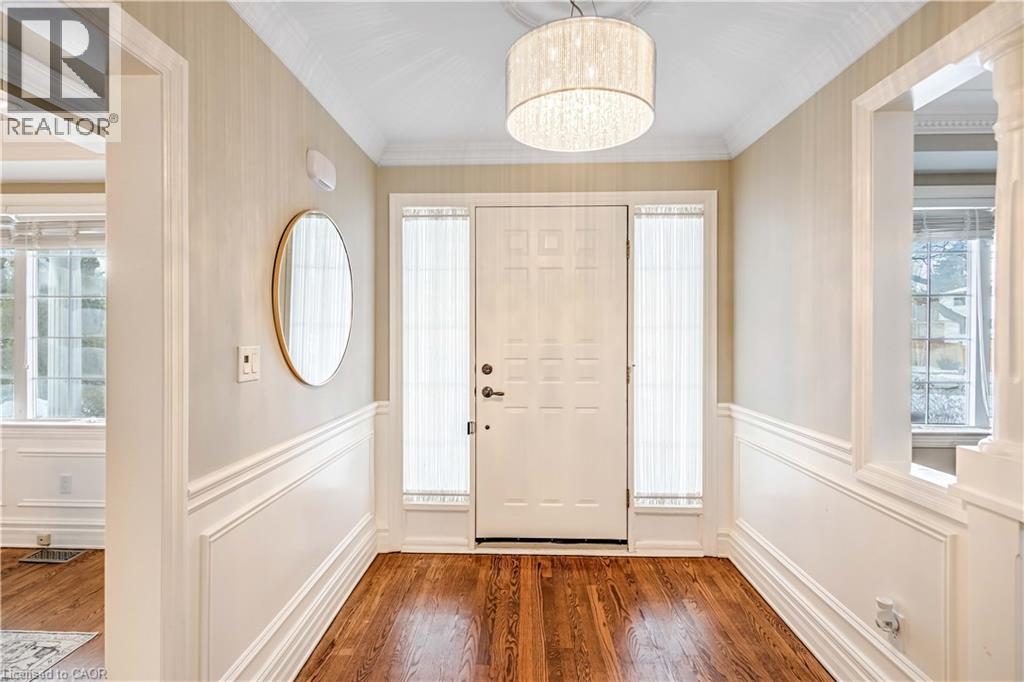 428 Hendrie Avenue, Burlington, Ontario  L7T 1E2 - Photo 5 - 40804632