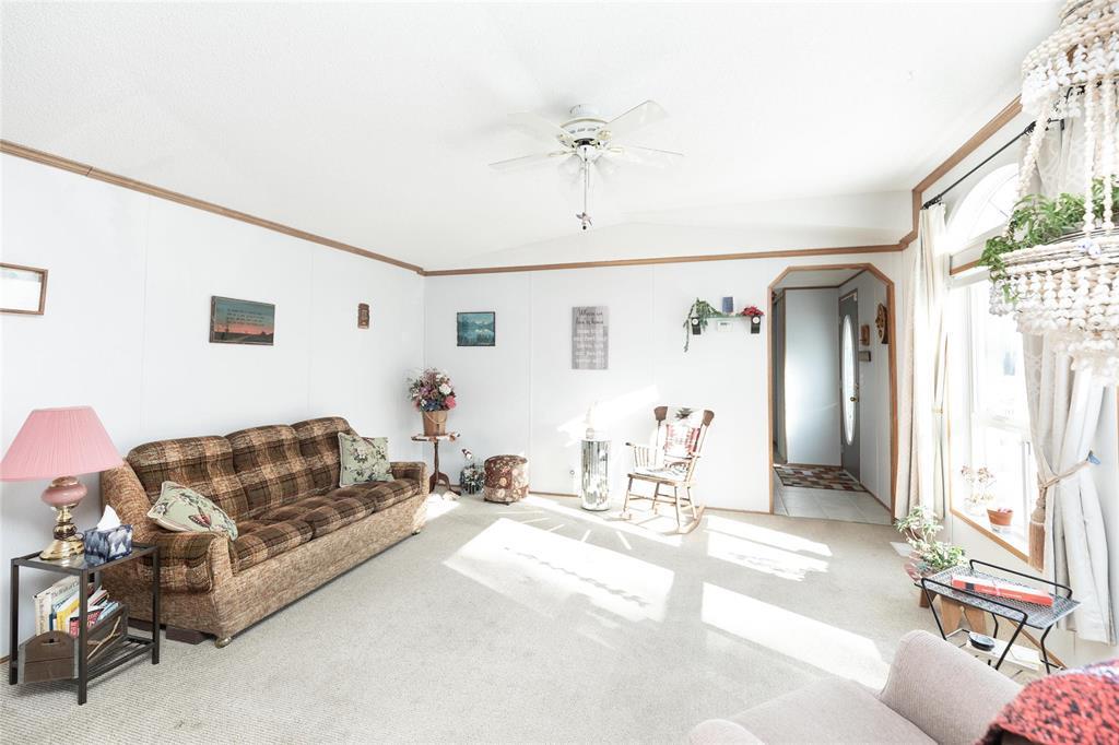 28 Aspen Estate Road, Steinbach, Manitoba  R5G 2J7 - Photo 13 - 202602693